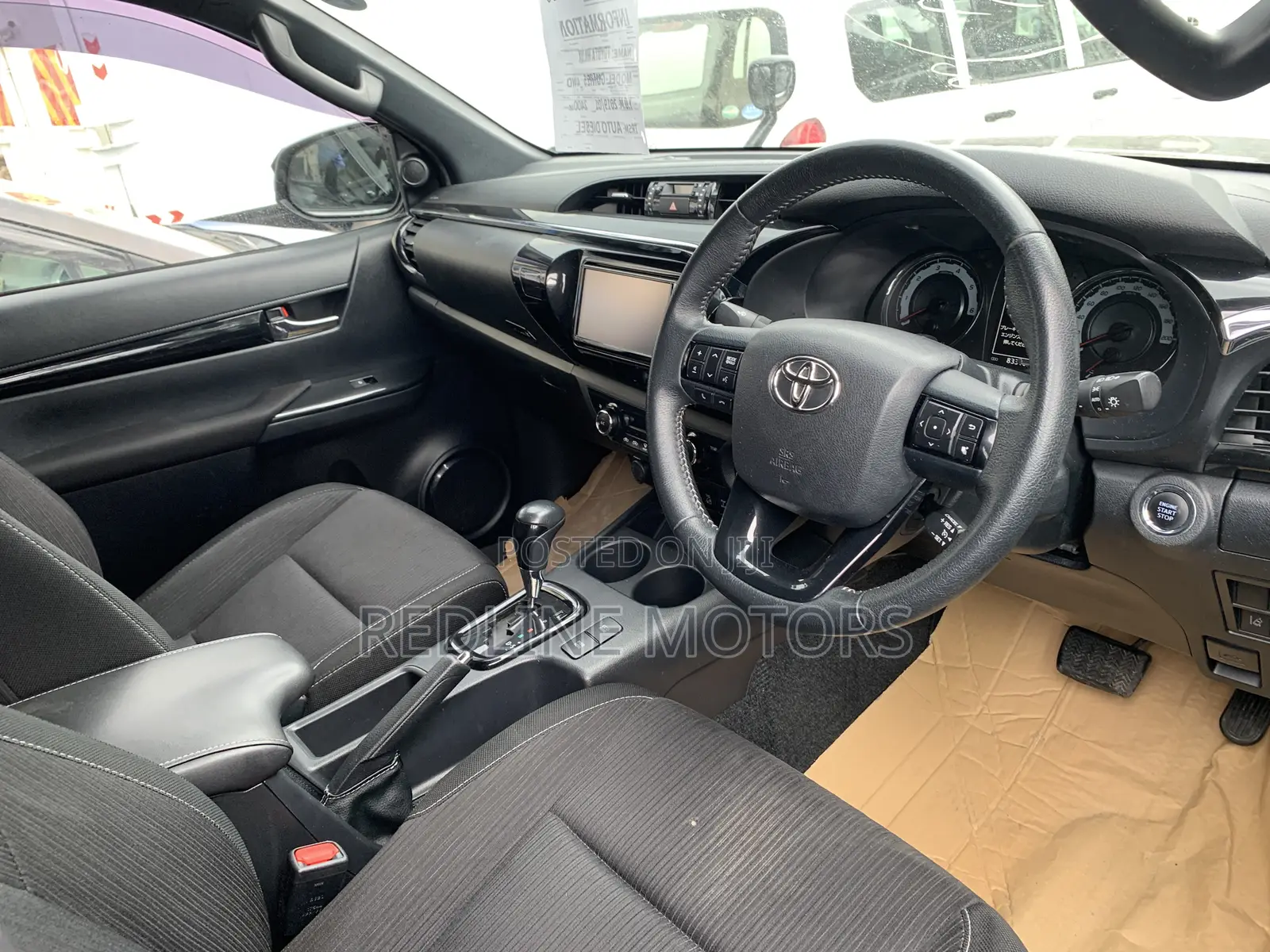 Toyota Hilux 2019 Matt Black