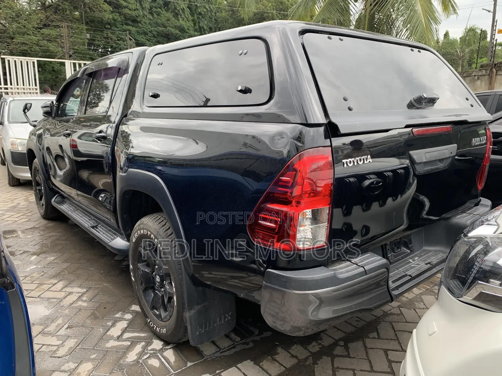 Toyota Hilux 2019 Matt Black