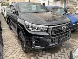 Toyota Hilux 2019 Matt Black