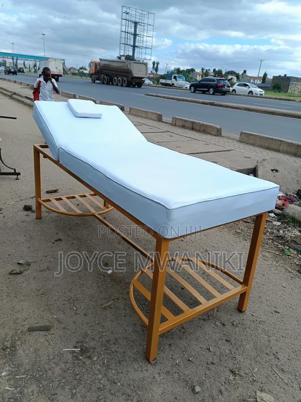 Massage Bed, White and Gold - main view