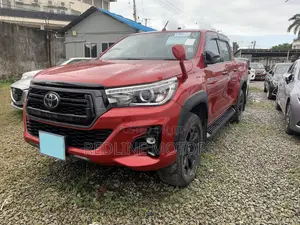 Toyota Hilux 2019 Red