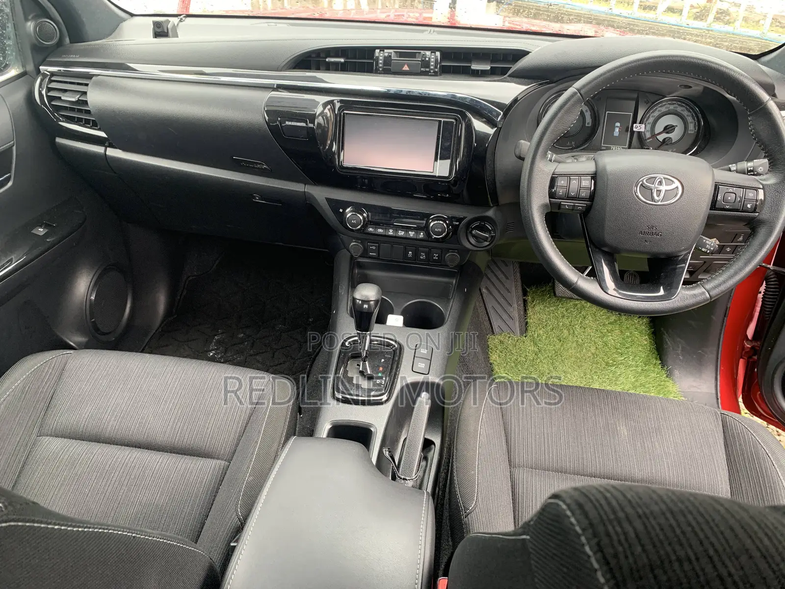 Toyota Hilux 2019 Red