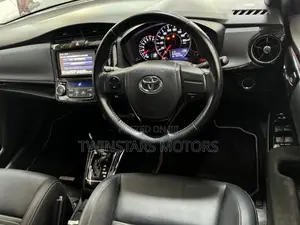 Toyota Corolla Fielder 2018 Red