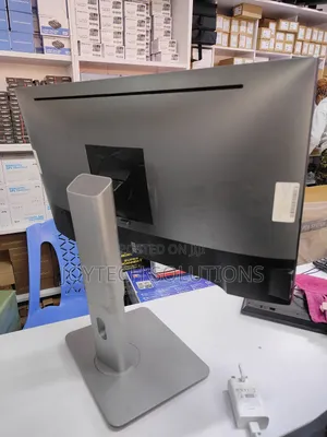 Dell Moniter FULL HD " 24 Inches"