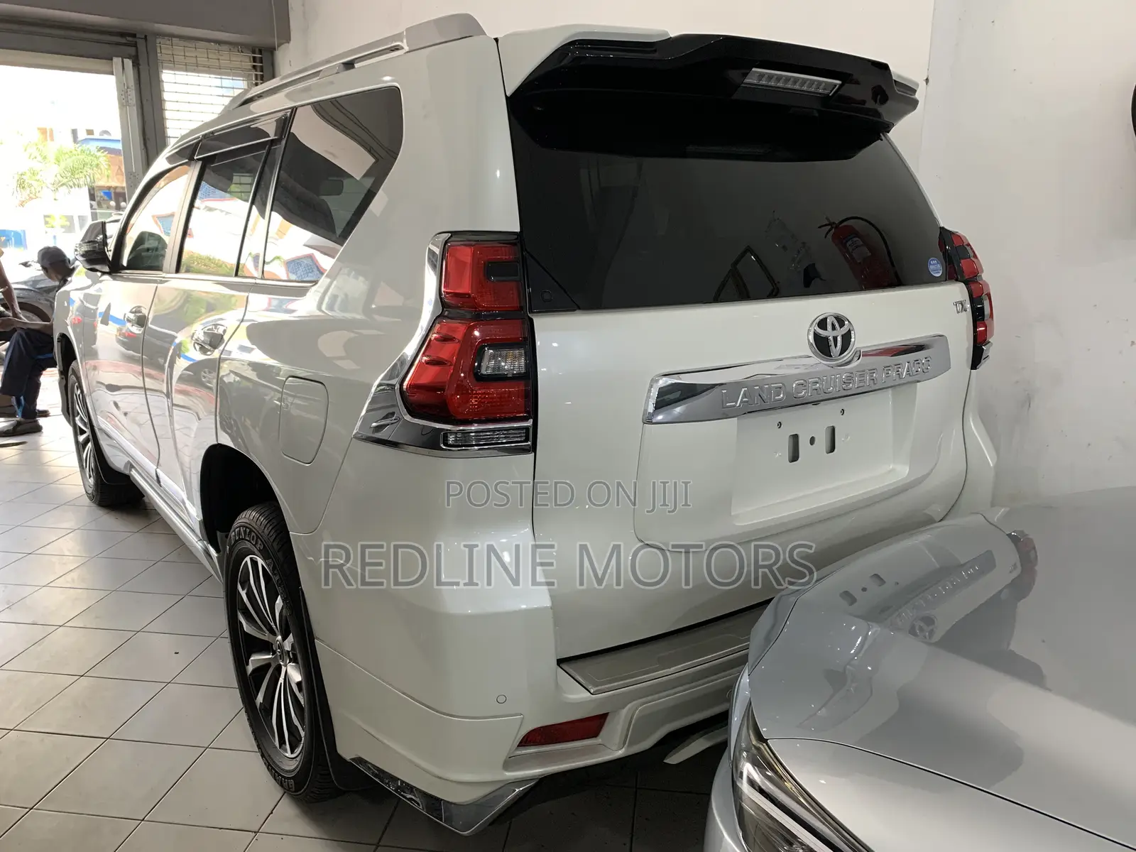 Toyota Land Cruiser Prado 2.7 2017 Off white