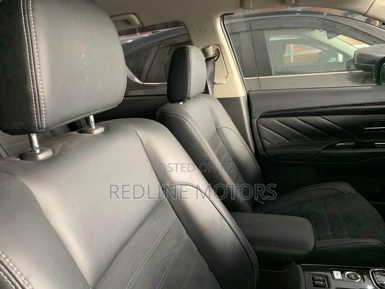 Mitsubishi Outlander 2.0 PHEV AWD 2017 Silver
