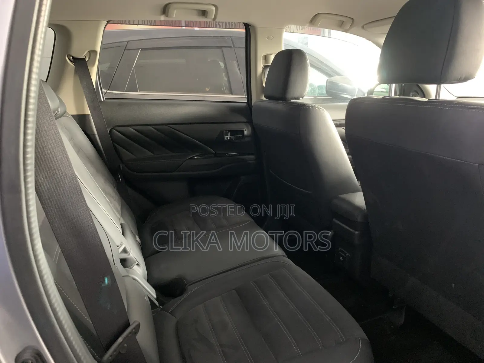 Mitsubishi Outlander 2.0 PHEV AWD 2017 Silver