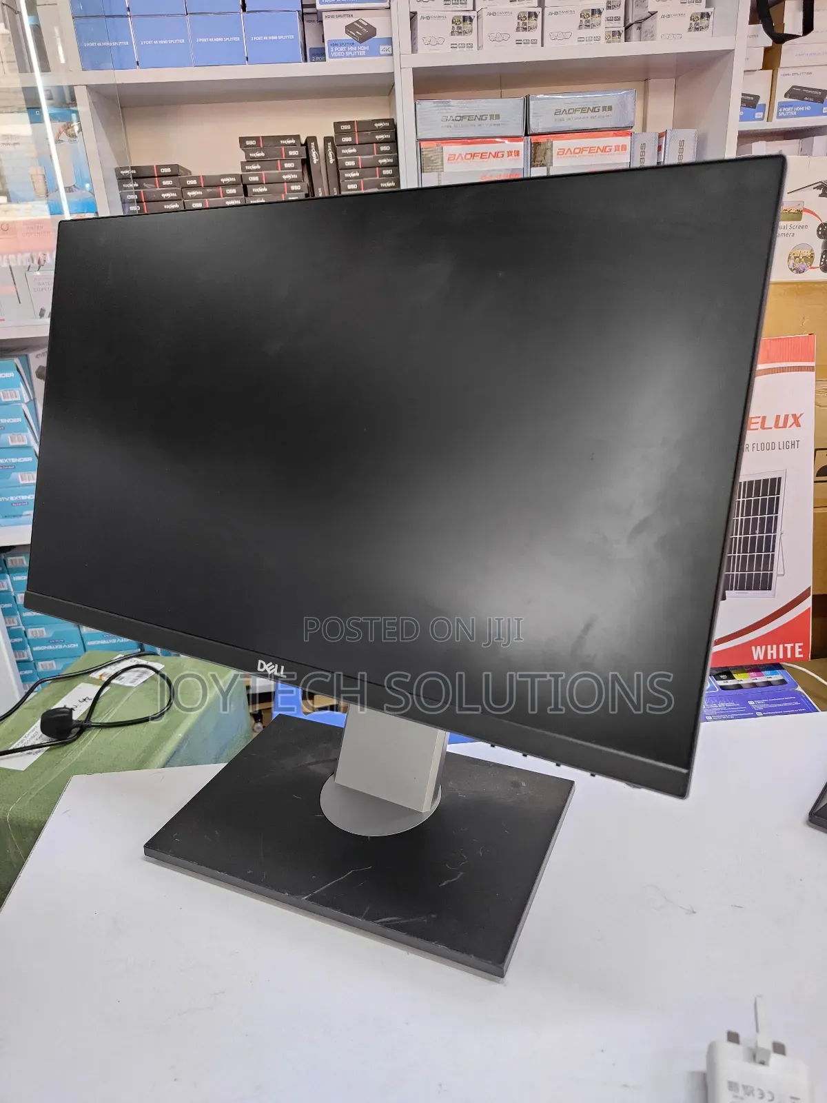 Dell Moniter " 22 " Inches IPS FULL HD
