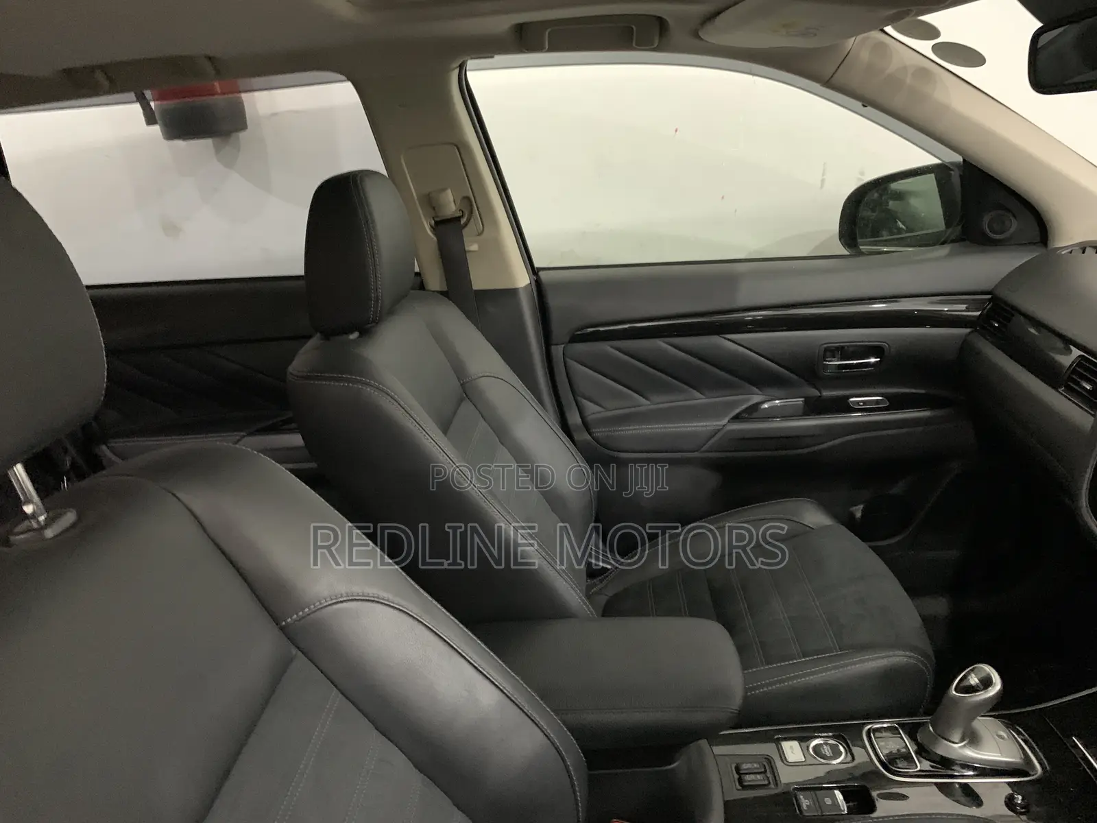 Mitsubishi Outlander 2.0 PHEV AWD 2017 Purple