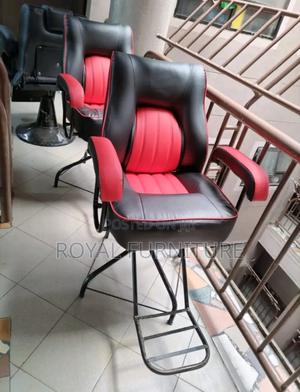 Simple Kinyozi Chair - main view