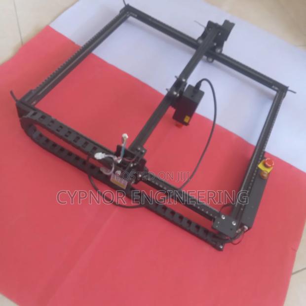 Laser Engraver Cuts Wood,Acrylic and Leather