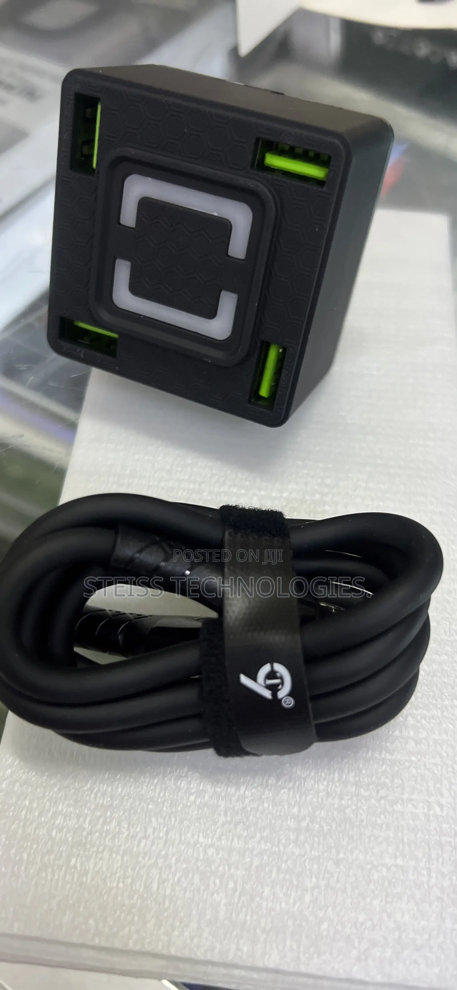 4 Usb Port Fast Charger.