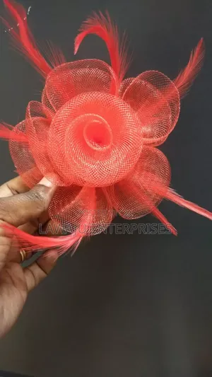 Ladies Royal Fascinator