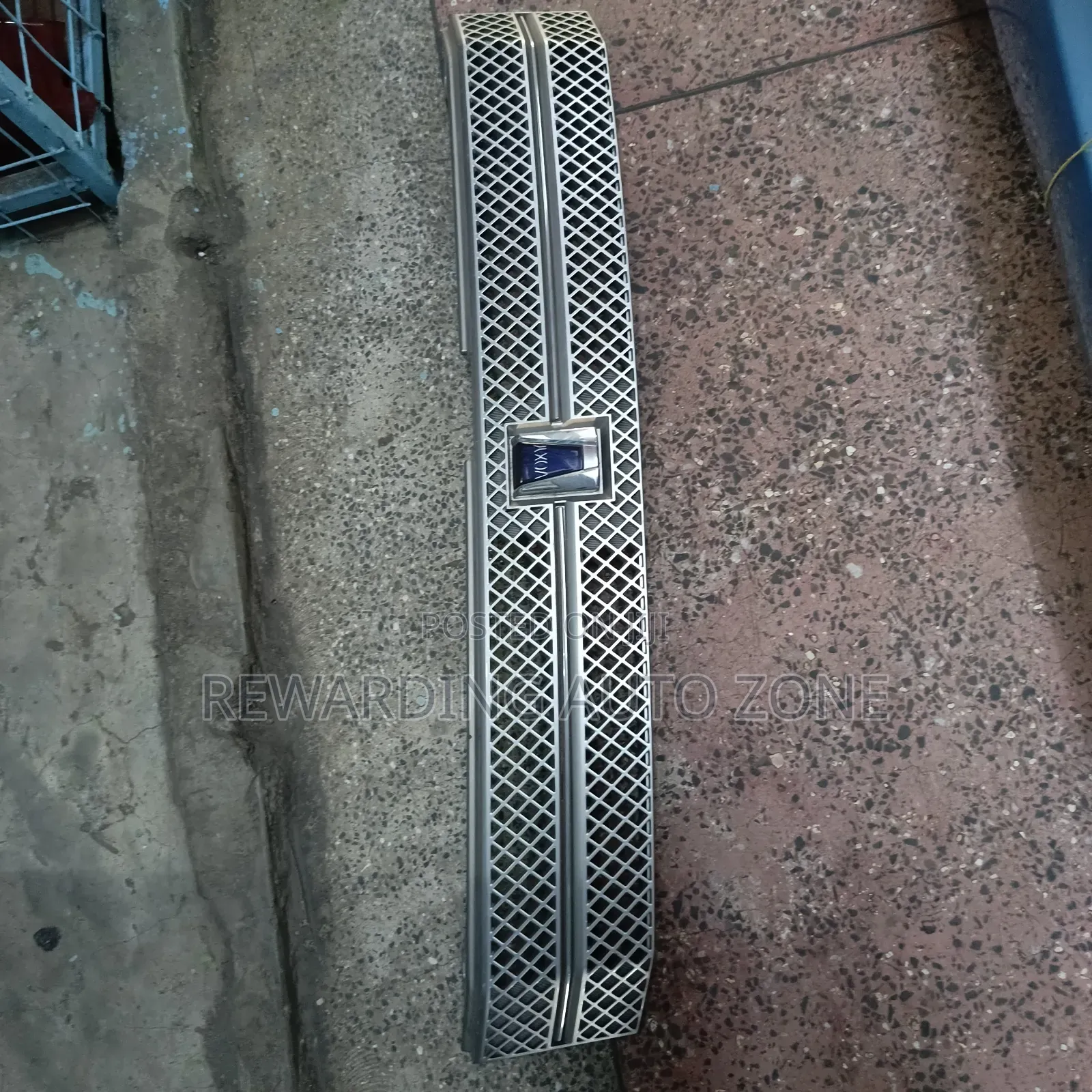 Voxy Old Grille.