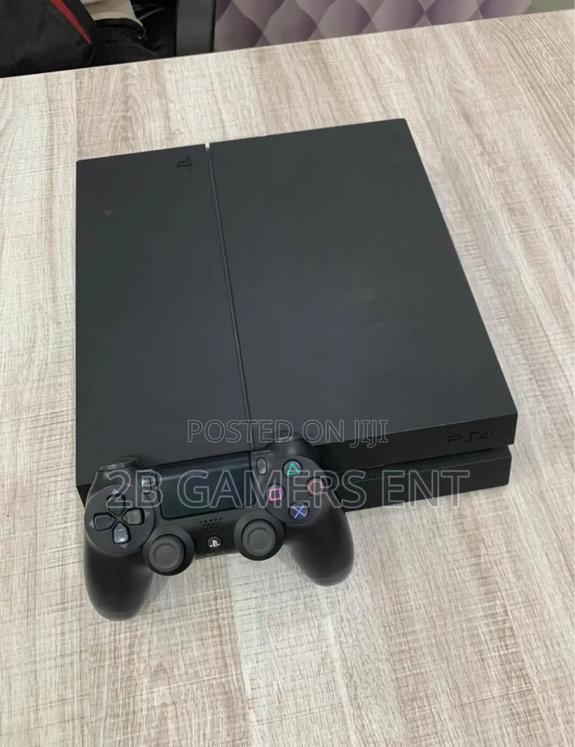 Ps4 Standard, 10 Games. Chipped Console