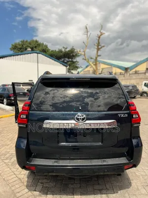 Toyota Land Cruiser Prado 2021 Blue
