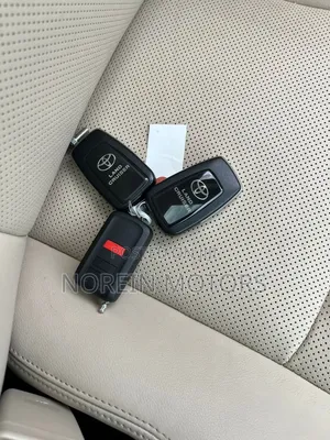 Toyota Land Cruiser Prado 2021 Blue