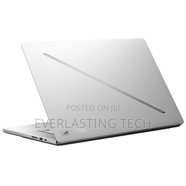New Laptop Asus ROG Zephyrus G16 32GB Intel Core I9 SSD 1T - thumbnail 2