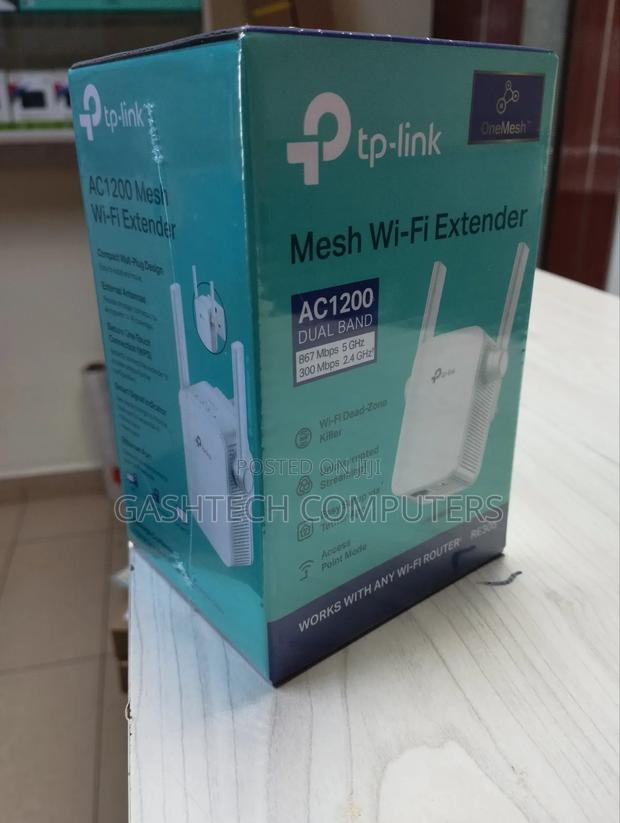 TP Link AC1200 Wi-Fi Range Extender - RE305 - main view