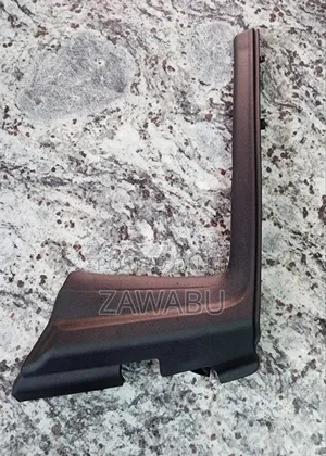Windscree Finisher Vitz Jewela 2012-