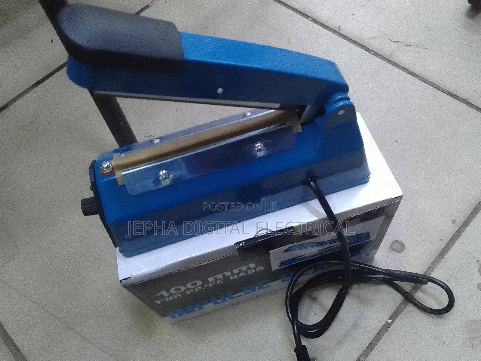 Impulse Sealer Machine