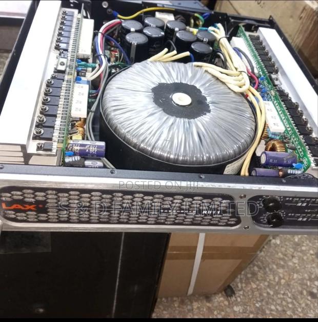 Lax R811 EX-UK Power Amplifier - main view