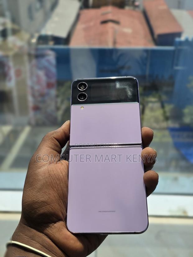Samsung Galaxy Z Flip4 512 GB Purple