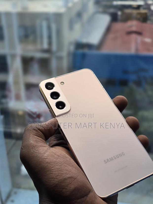 Samsung Galaxy S22 5G 128 GB Pink - main view