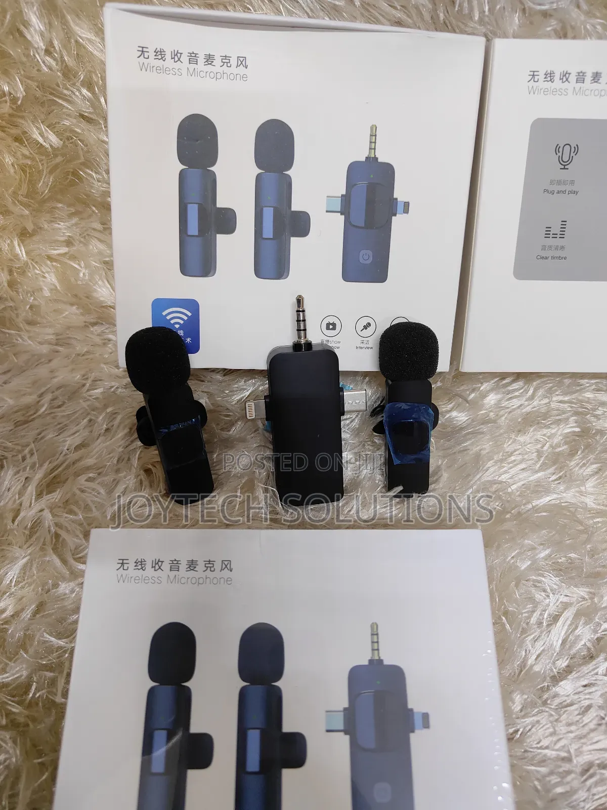 Universal Dual Wireless Lapel Lavalier Microphone.