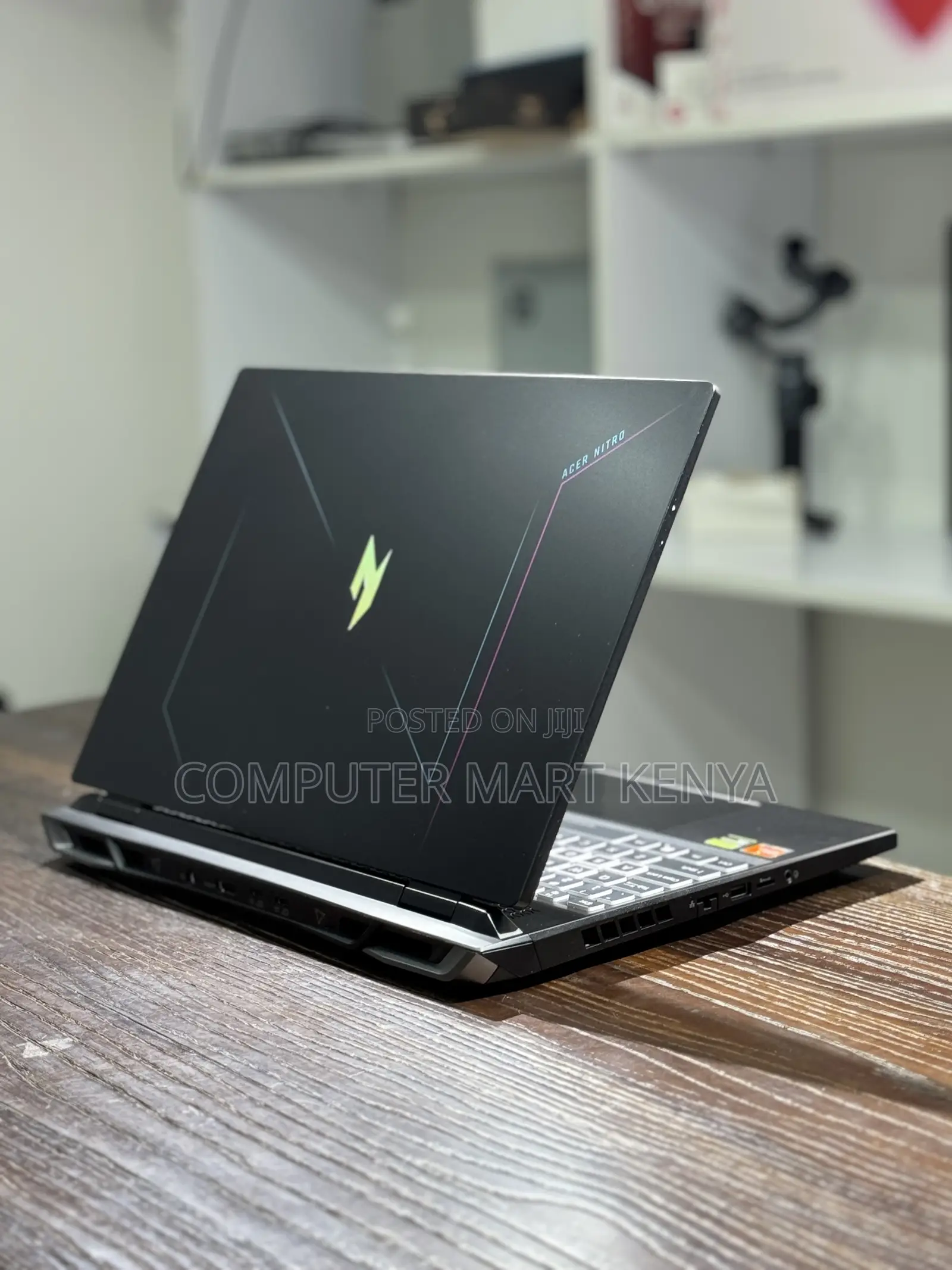 New Laptop Acer Nitro 17 32GB AMD Ryzen 7 SSD 512GB