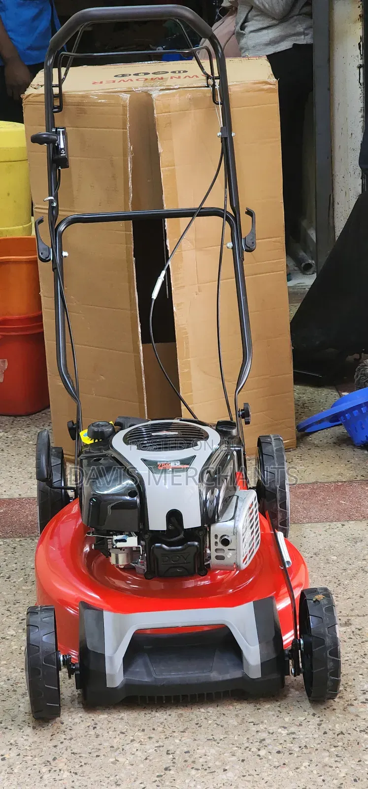 Self Propelled Heavy Duty Lawn Mower Machine