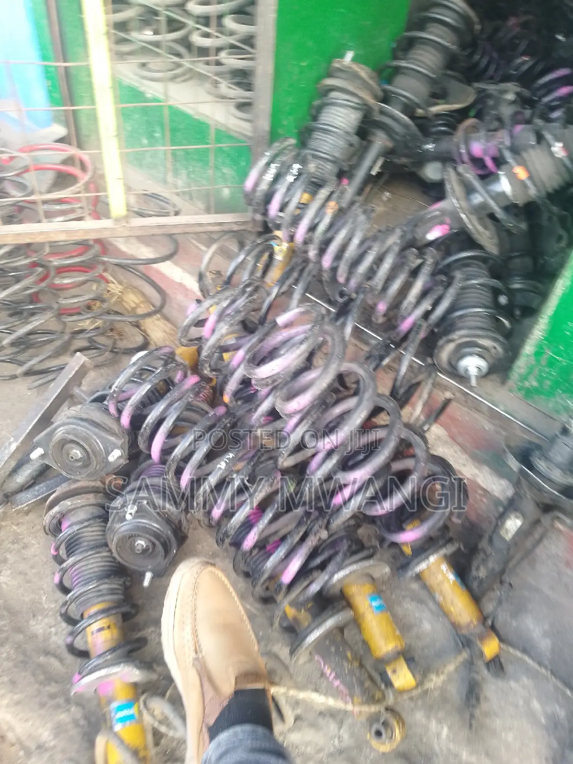 Subaru Impreza Levog Br9 Rear Blistain Shocks and Front