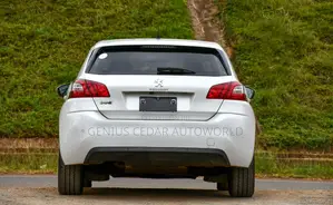 Peugeot 308 2016 White