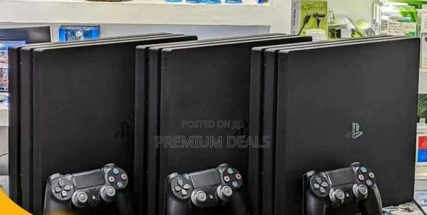 Ps4 Pro in Good Conditions.