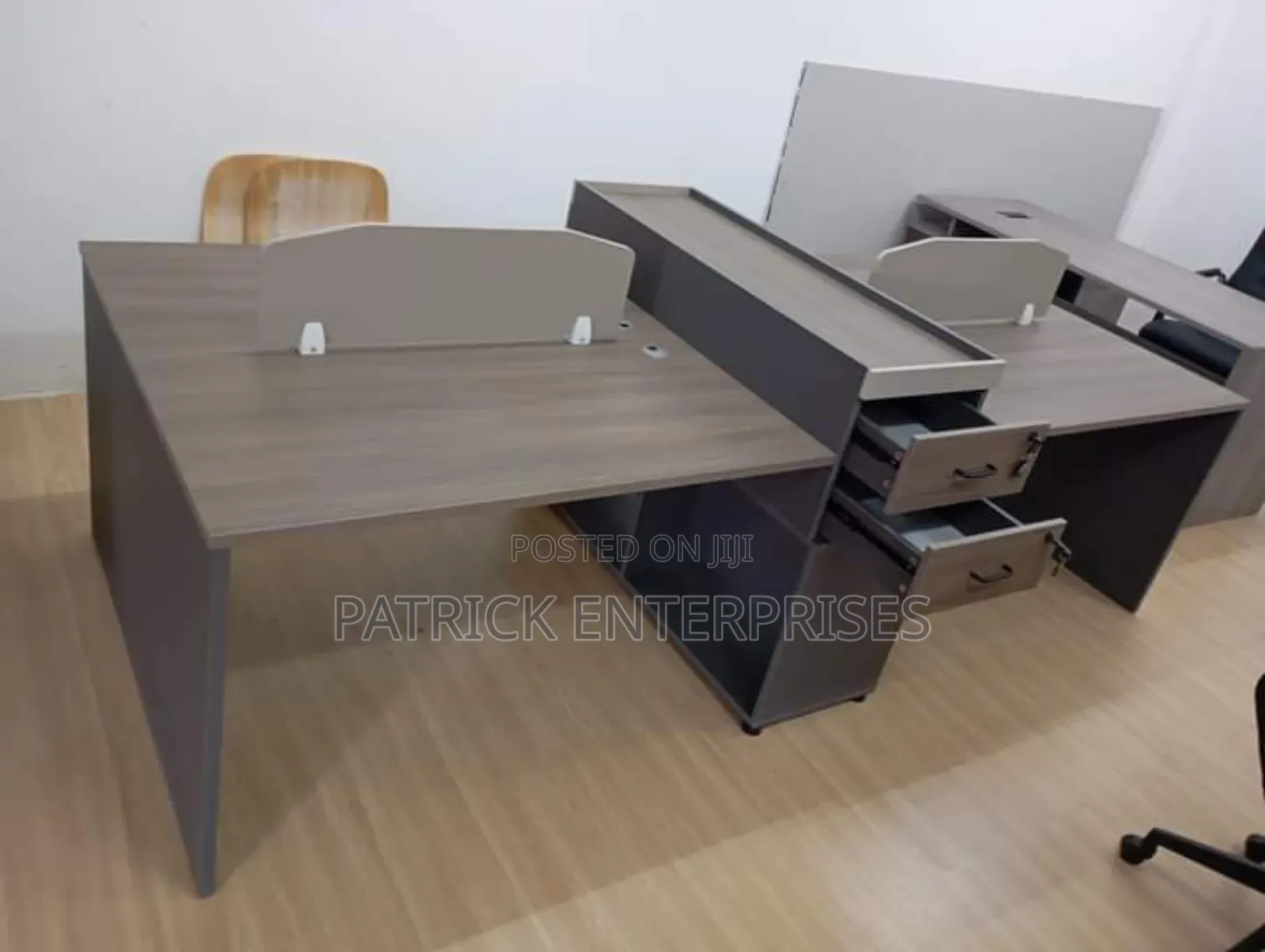 Executive Imported 4 Way Workstation