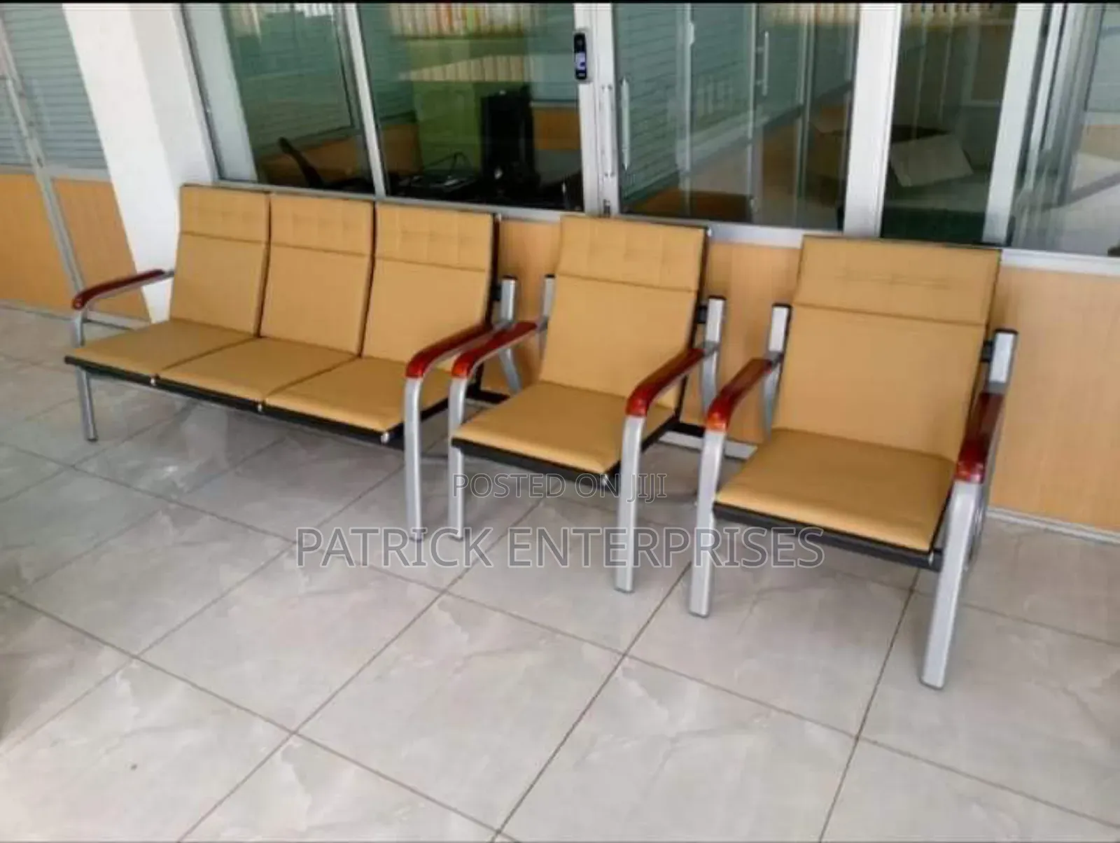 Executive Imported Office Waiting Bay 5 Seater
