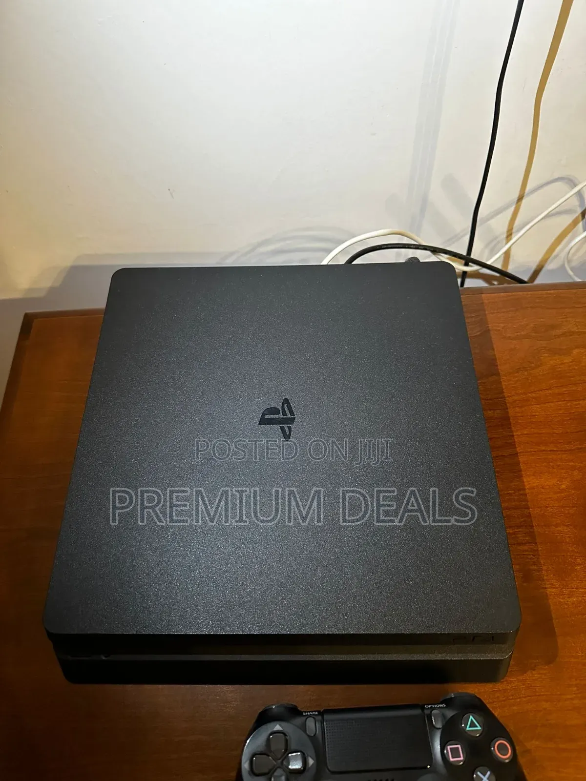 Homeuse Ps4 Slim With Controller.