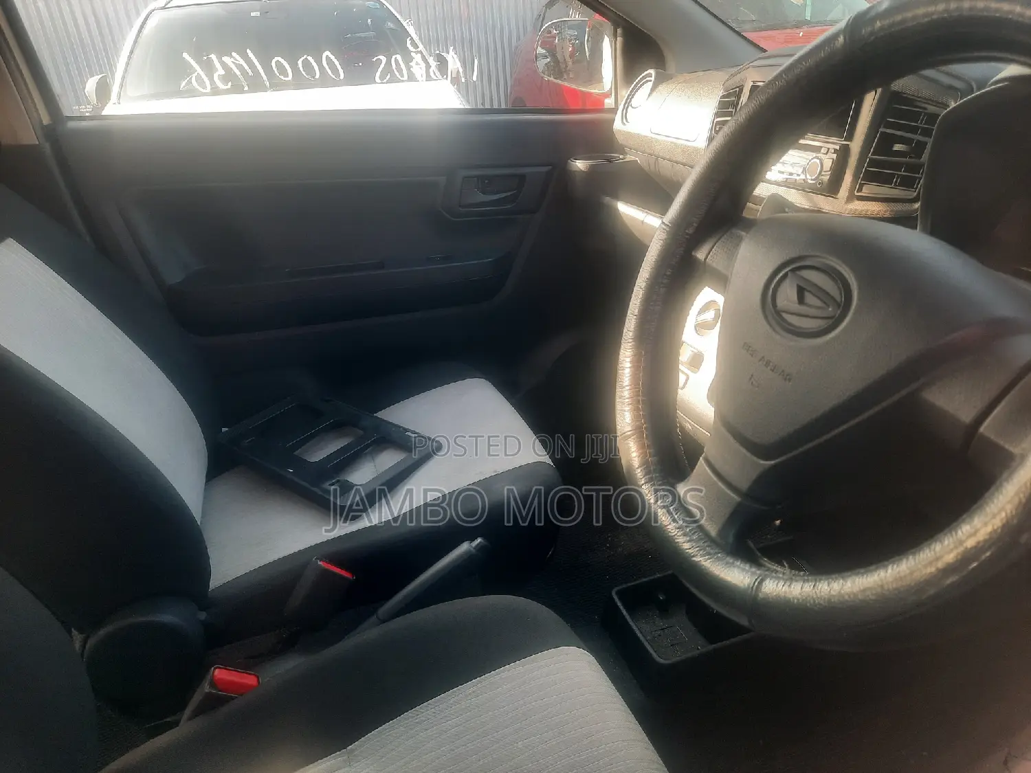 Daihatsu Mira 2017 White