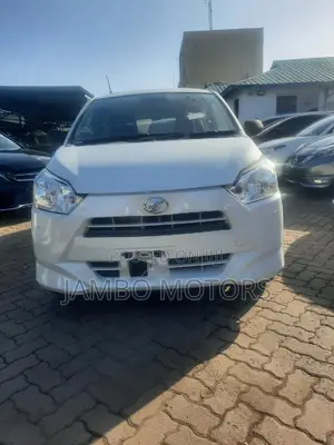 Daihatsu Mira 2017 White