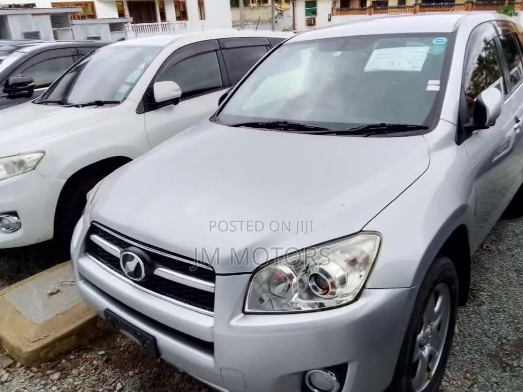 Toyota RAV4 2015 Silver