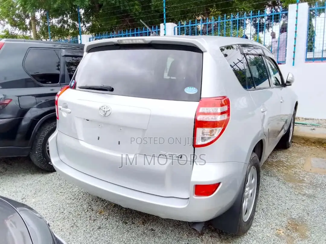 Toyota RAV4 2015 Silver