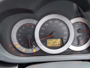 Toyota RAV4 2015 Silver