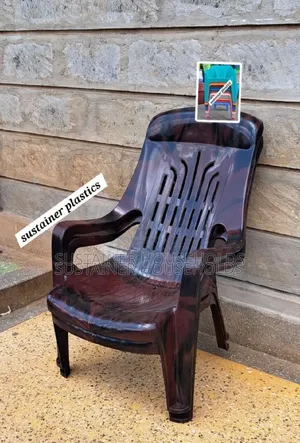 Brown Relaxo Plastic Chairs