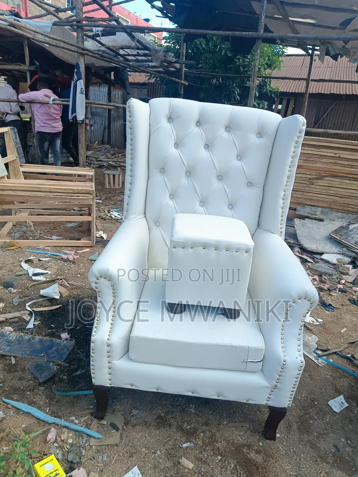 King Chair or Pedicure Chair, Cream White With Puff.
