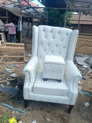 King Chair or Pedicure Chair, Cream White With Puff.