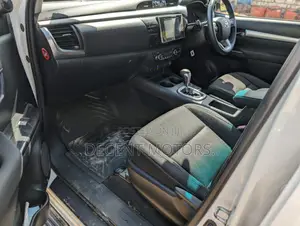 Toyota Hilux 2019 White