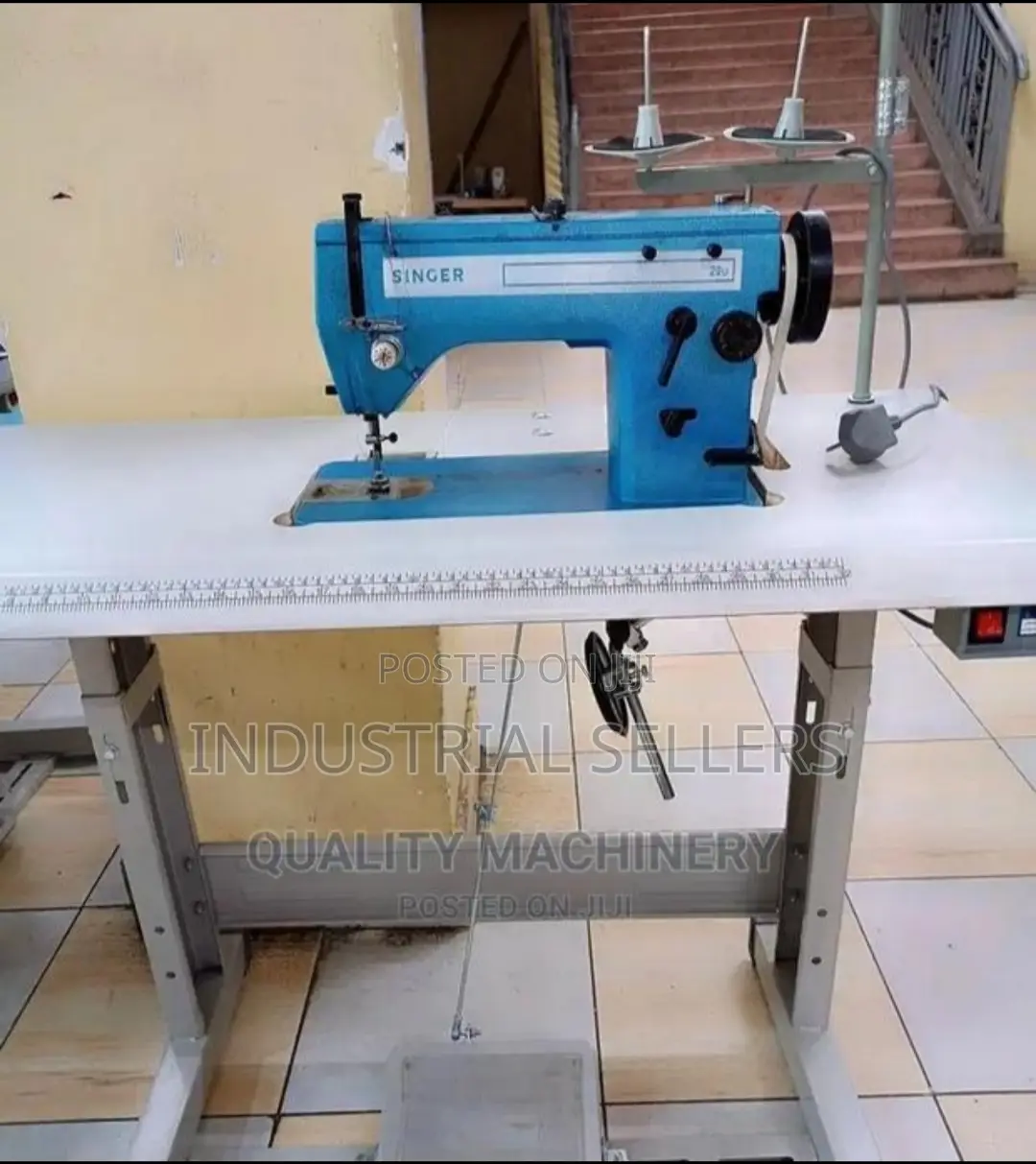 Refurb Singer 20u Sewing Machine