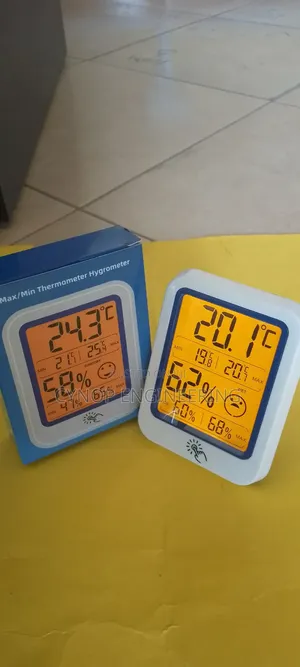 Pharmacy Thermometer With Humidity Sensor Display