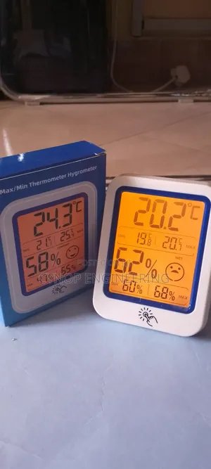 School Humidity and Temperature Measuring Instrument