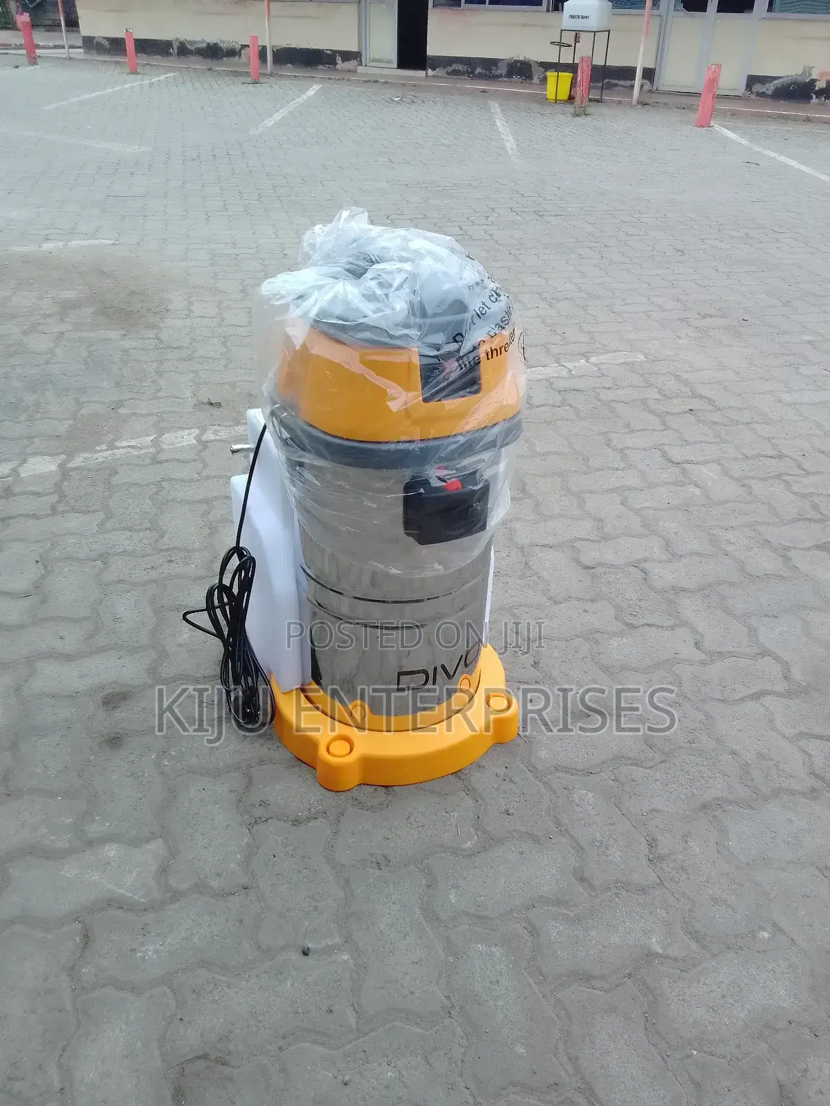 Capacity 50litres Vaccum Cleaner